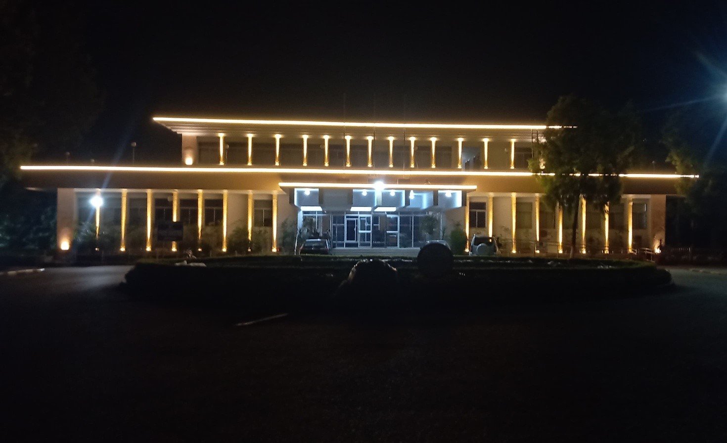 facade lighting-pm office