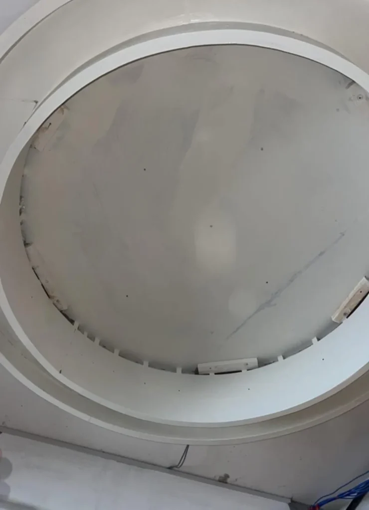 Independent framing and kink-free curved perimeter tracks set out for the oval and round stretch fabric ceiling fields at the Bahria Town spa salon