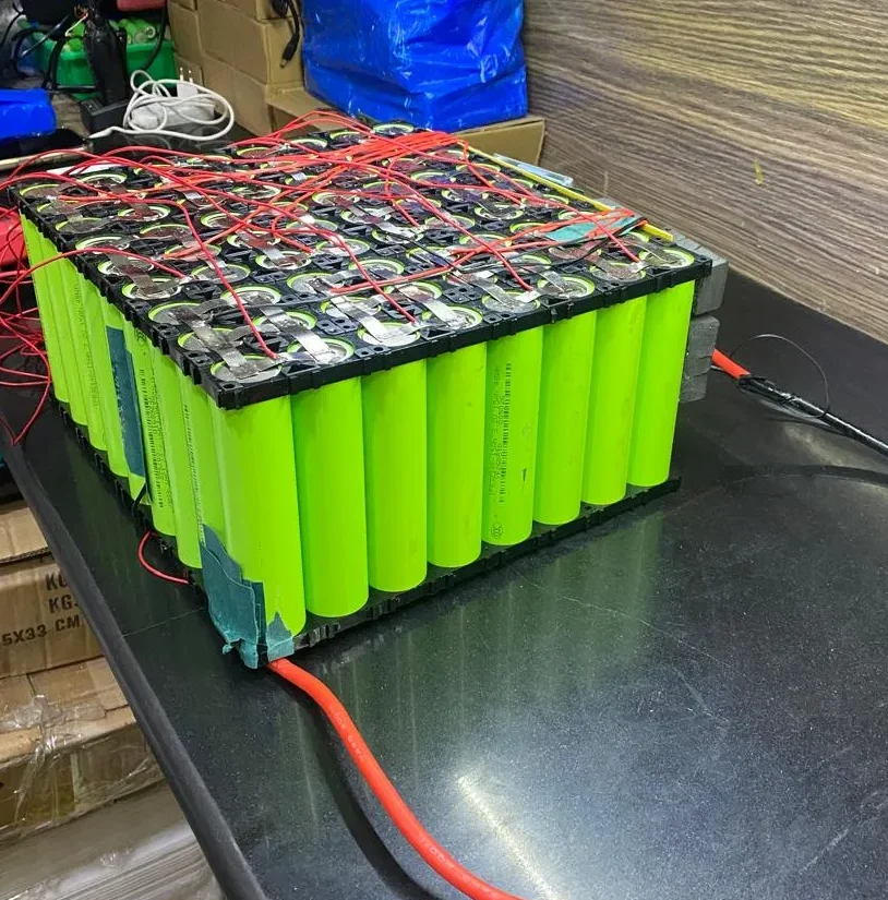 Newon 8S9P LiFePO4 motorcycle battery pack for Honda 125, 25.6V 135Ah with 100A BMS and PVC heat-shrink enclosure